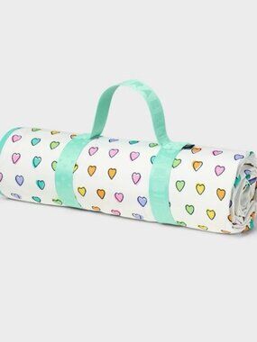Roller Rabbit x Target Limited Edition Disco Hearts Wave Picnic Blanket